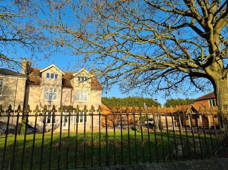 Stylish 2 Bed Apart In The Heart Of North Norfolk Норт-Волшем Екстер'єр фото
